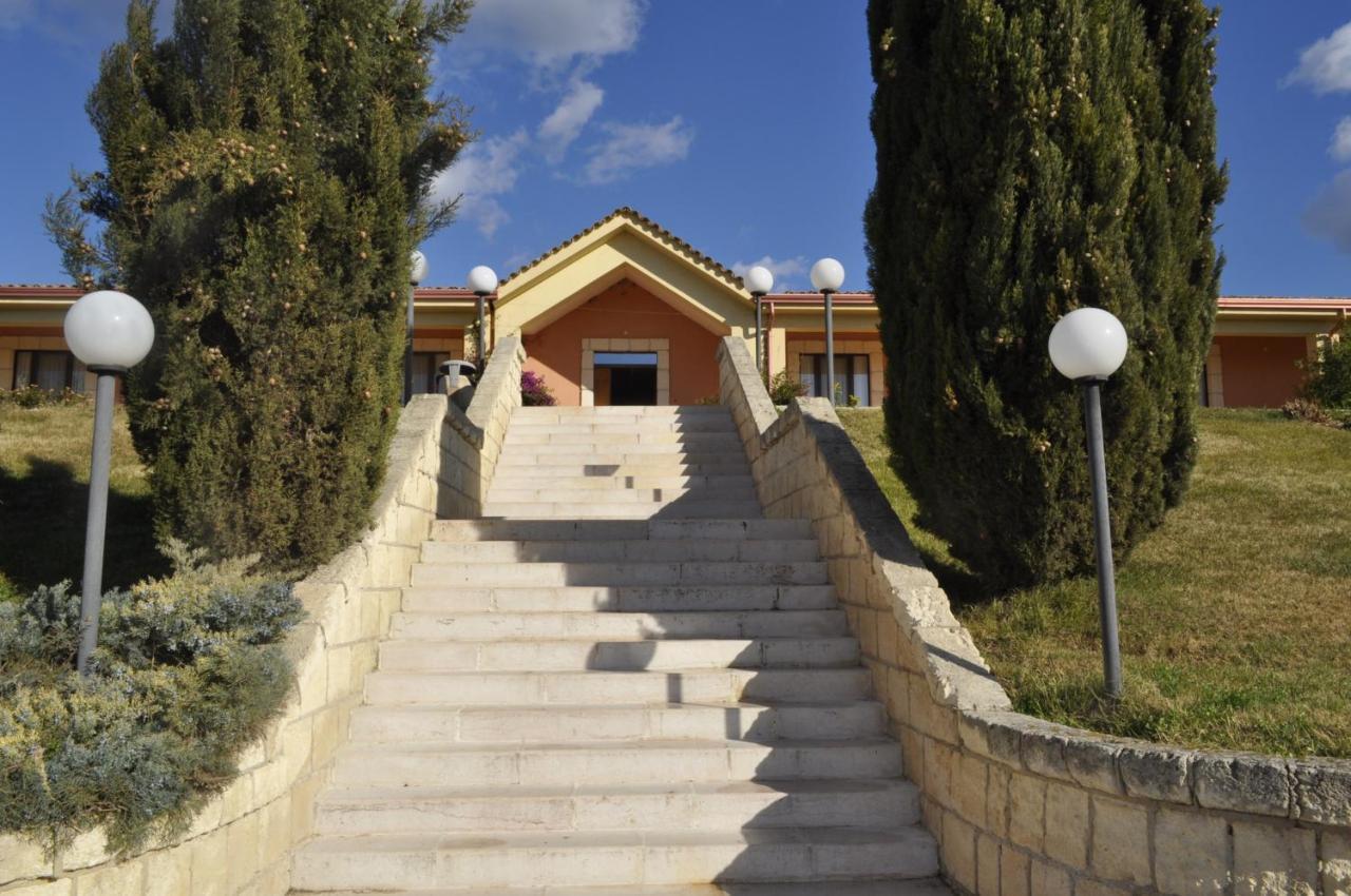 Tenuta Santa Lucia Hotel ซานโจวานนี โรตอนโด ภายนอก รูปภาพ